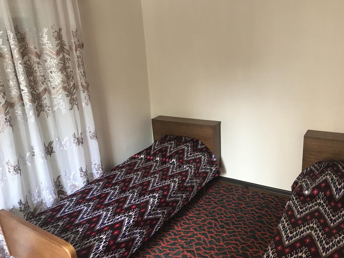 Diyor Hostel บูคารา ภายนอก รูปภาพ